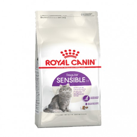 Сухой корм Royal Canin Sensible 33 для кошек с чувствительной пищеварительной системой с 1 года до 7 лет 